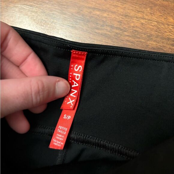 Spanx black faux leather leggings - Picture 2 of 4